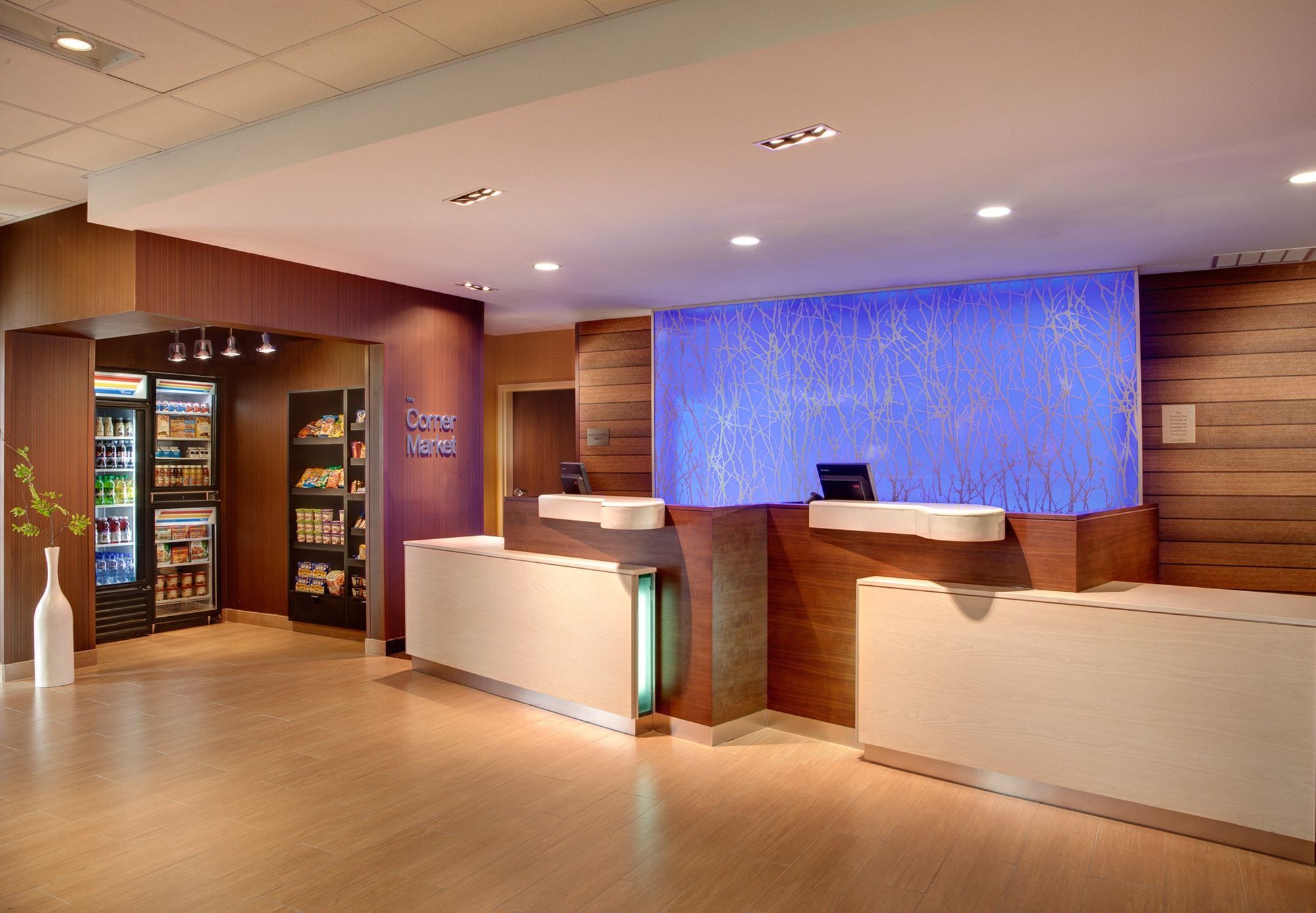 Fairfield Inn & Suites By Marriott Kamloops Exterior foto